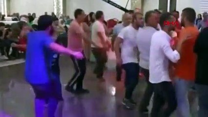 Düğünde Kalp Krizi Geçiren Adam Hayatını Kaybetti