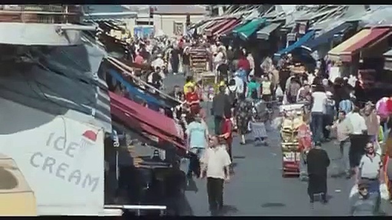 Le Voyage du directeur des ressources humaines Bande-annonce (IT)