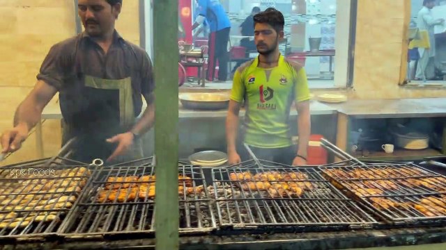 Amir Faimly Hotel and Restaurant Sawabi - Dum Pukht - Kabuli Pulao - Rosh Namkeen -