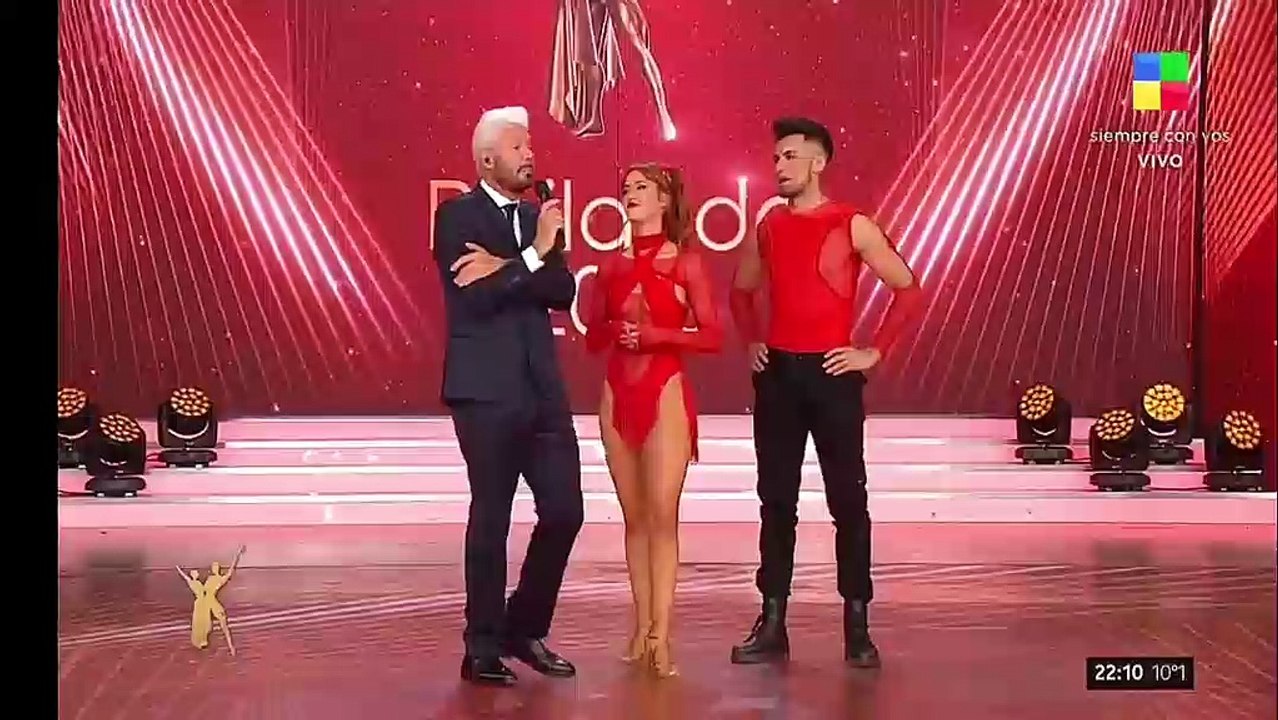 Otro ninguneo en el Bailando: Tinelli desconoció a Facu Mazzei y Flor Vigna lo defendió