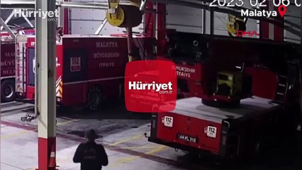 Malatya'da 16 tonluk itfaiye aracı böyle sallanmış