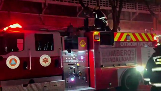 De nuevo, se incendian locales del mercado San Juan de Dios