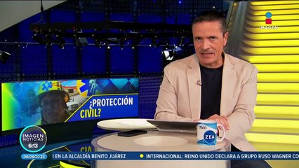 Director de Protección Civil de Tlaxcala luce mujer bailando en un tubo en su casco