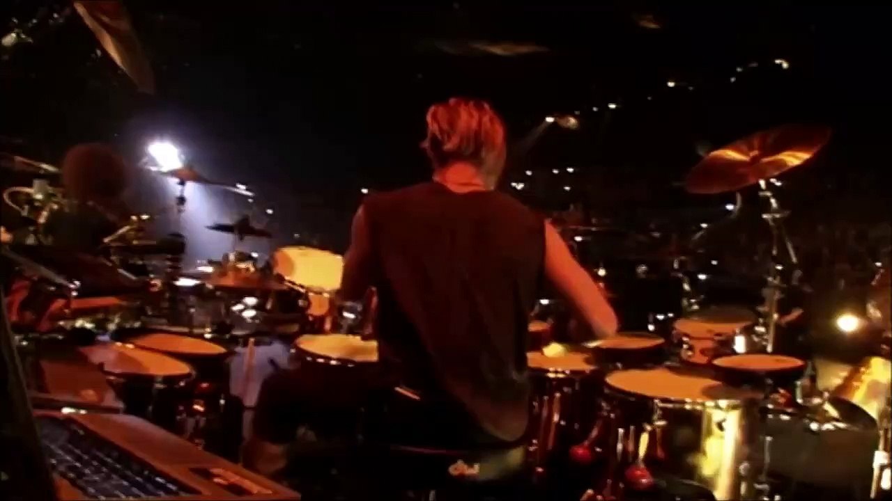 SHAKIRA — Belly Dance | Shakira in Concert — El Dorado World Tour | (2019)