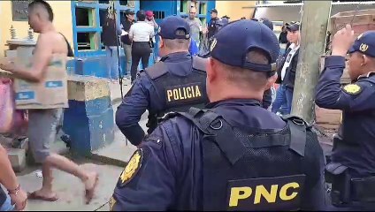 Buscan ilícitos en cárcel de Puerto Barrios