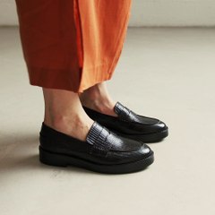 225-MIRNA-CUIR-REPTILE-H23-NOIR_VIDEO