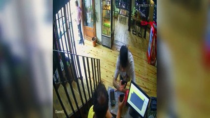 Arama bahanesiyle aldığı telefondan hesabına 40 bin lira gönderdi!