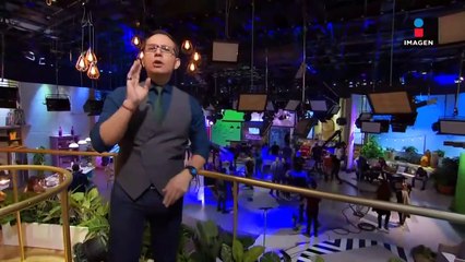 Martí Batres encienden luces del nuevo parque Aztlán 360