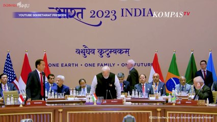 Momen Jokowi Serahkan Bibit Pohon Jati ke PM India Modi di KTT G20