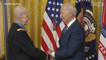 Vietnam Helicopter Pilot Capt. Larry Taylor Awarded Medal of Honor for Daring Night-Time Rescue
