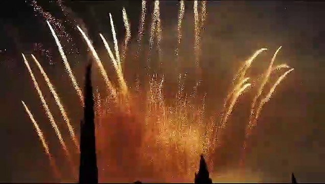 Fuegos artificiales: pirotecnia Gironina