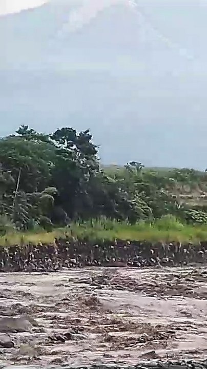 Erupción del Volcán Santiaguito