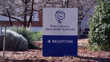 Doctors call on SA government to move staff from pregnancy health centre following mould discovery