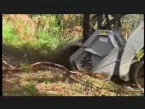 TIMBERCOOP TAKEUCHI TL150 BROYEUR FAE Débrousailleuse