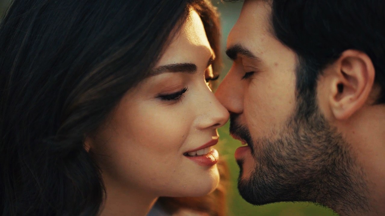My Left Side | Short Episode 18 (Urdu Dubbed) | Sol Yanım | Full HD