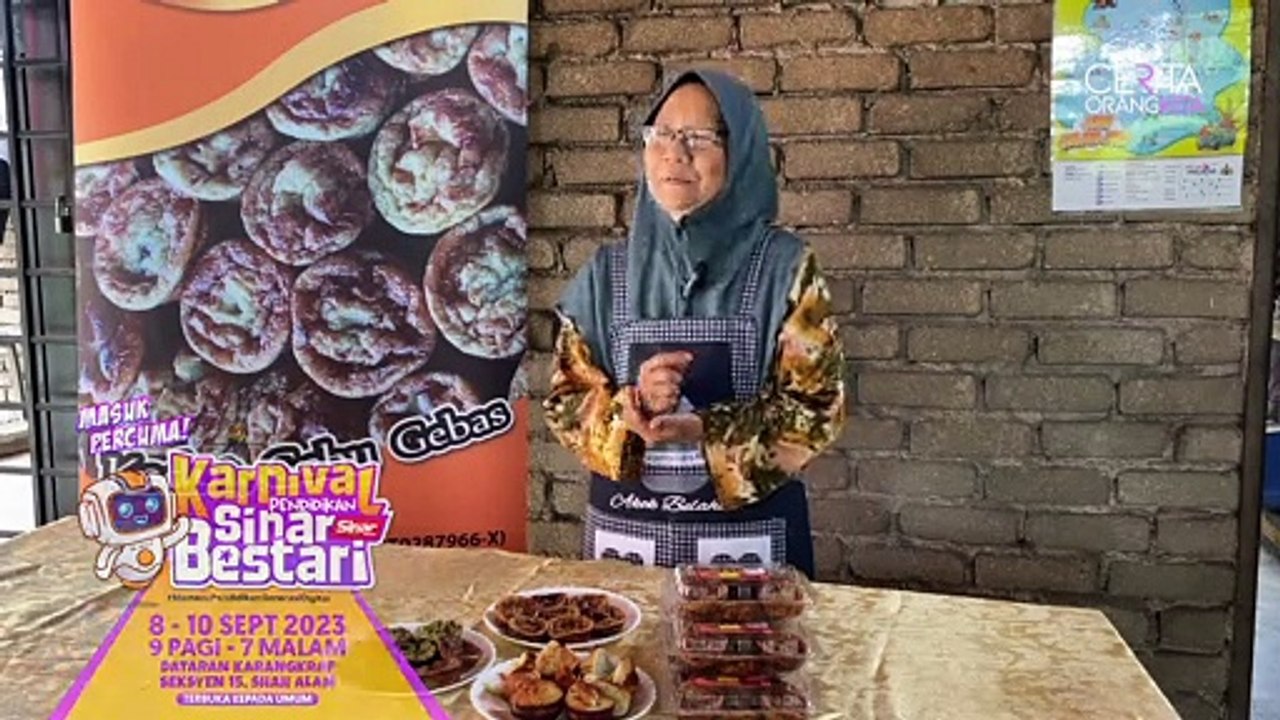 Sanggup tak tidur malam siapkan tempahan Akok Belahat, kegigihan wanita ini buka mata ramai orang.