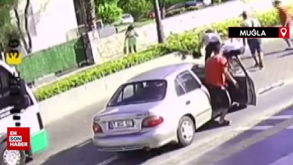 Marmaris'te ani fren yapan motosikletli takla attı