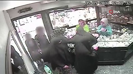 Çocuk kaçırıp, kuyumcu soydular!