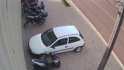 Suspeito de furtar motocicleta na Vila Tolentino é flagrado por câmera