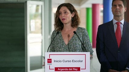 Ayuso inaugura el curso en Arganda y anuncia dos planes para combatir el fracaso escolar