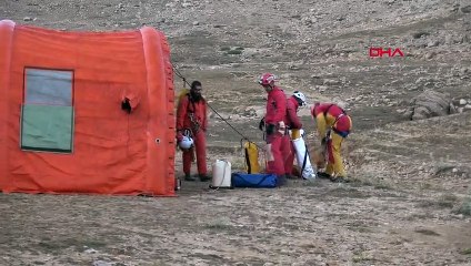 Mersin'deki Morca Mağarası'nda rahatsızlanan ABD'li mağaracı tedavi edildi