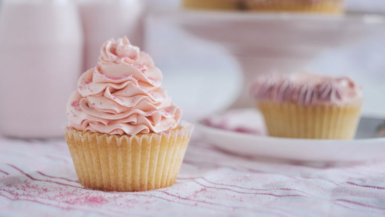 How to Store Baked Goods So They Stay Fresh Longer video Dailymotion