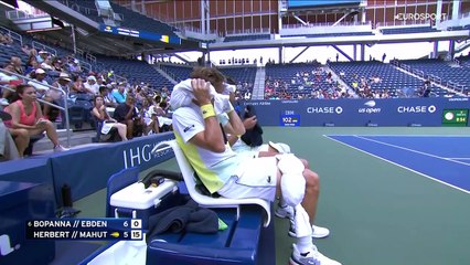 "J'ai envie de vomir et la tête qui tourne" : Mahut à deux doigts du malaise pendant son double