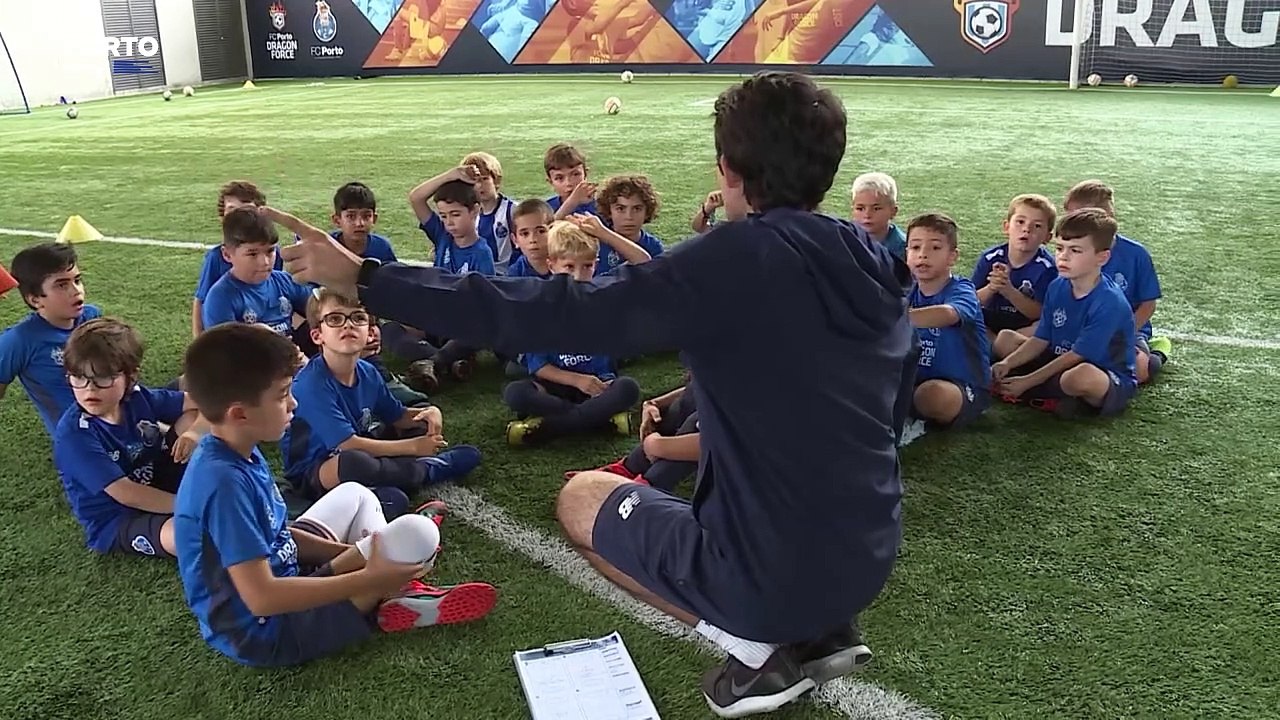FC Porto. Vítor Baia elogia "projeto de grande sucesso" no 15º aniversário da Dragon Force