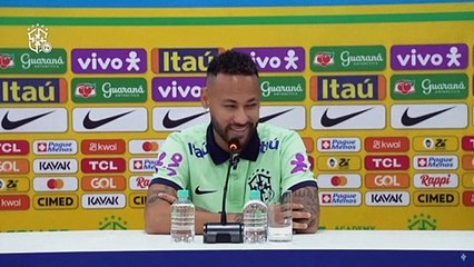 Neymar: ‘Diniz gosta de reinventar o futebol’