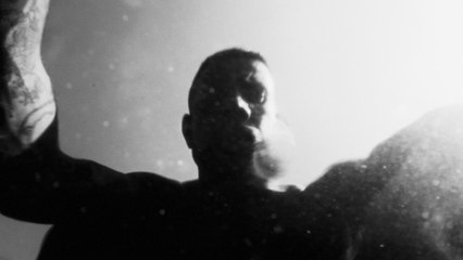 VIC MENSA - Blue Eyes (Visualizer)