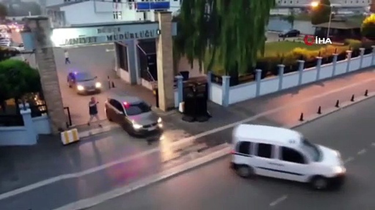 Mobilyada içerisinde uyuşturucu sevkiyatı polis engeline takıldı