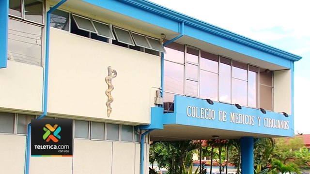 tn7-egresados-valoran-demandar-a-colegio-de-médicos-por-examen-incorporación-070923