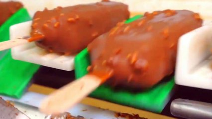 process of making chocolate ice cream