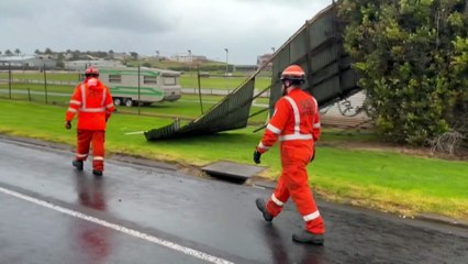 VIC SES works to respond to hundreds of calls after damaging winds