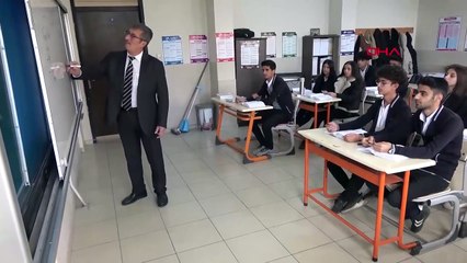 Lisede sınıfta kalma var mı? Son Dakika: Lisede sınıfta kalma geri mi geldi? Devamsızlıktan, ortalamadan sınıfta kalınır mı?
