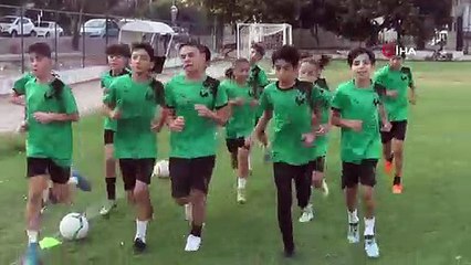 Ercüment Dilmen'in torunu Mustafa Berk Karakaya, futbol kariyerine hızla ilerliyor