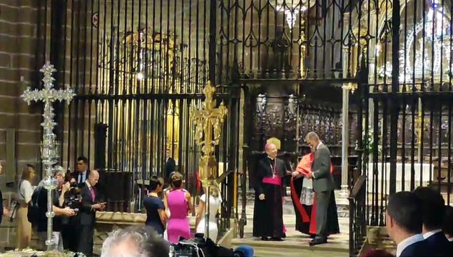El Rey Felipe VI y la Reina Leticia visitan la Catedral de Pamplona