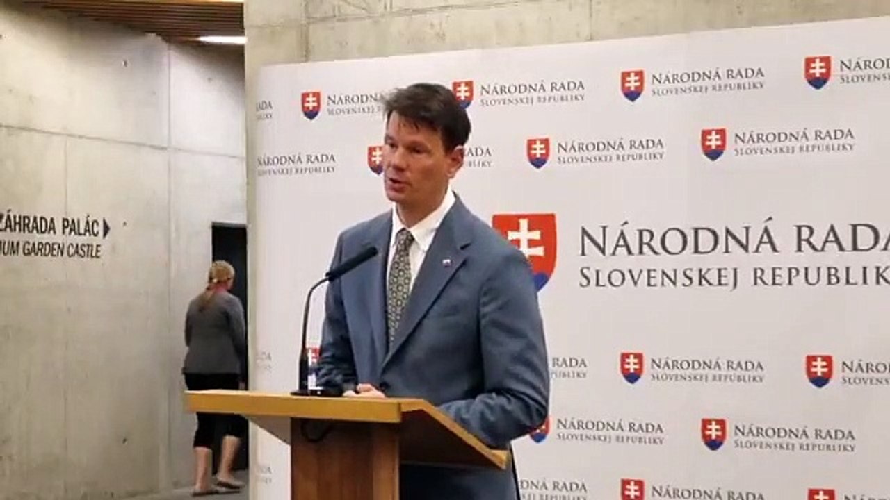 ZÁZNAM: M. Palkovič: Situácia s pediatrami je kritická, zvolám krízové rokovania