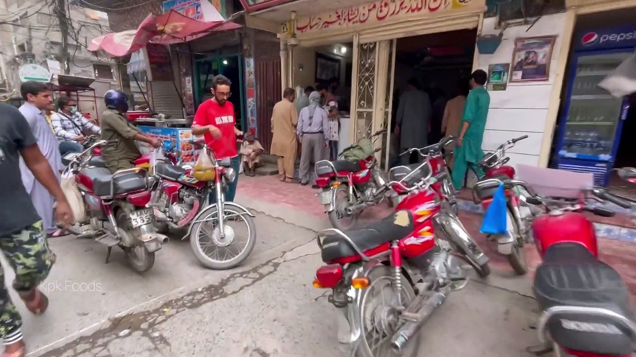 Ustad Moota Murgh Channay _ Chickpea Stew _ Lahori Chanay _ Chana Chole _ Lahori Murgh Cholay