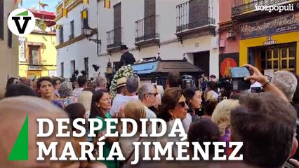 Emocionante despedida de la artista María Jiménez en Triana
