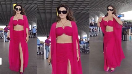 पिंक ड्रेस में उर्वशी ने लूटा दिल | Urvashi Looks Stunning in Pink