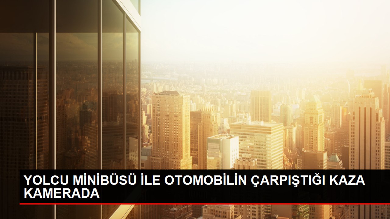Maltepe'de Minibüs ve Otomobil Çarpıştı: 3 Yaralı