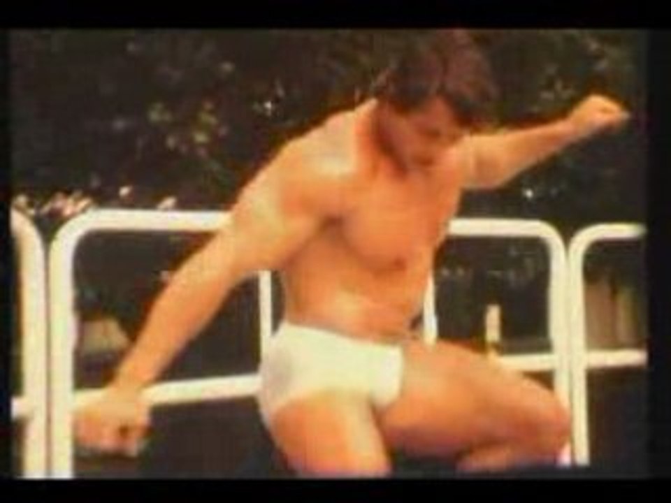 Arnold And Franco Pumping Toguether