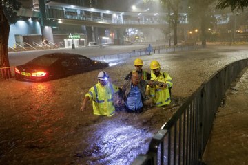 Hong Kong sous l’eau après des pluies « historiques »