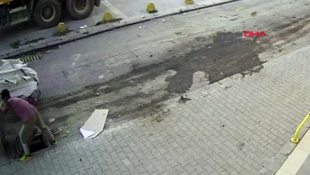 Malatya'da Hurdacılar Rögar Kapağını Çaldı