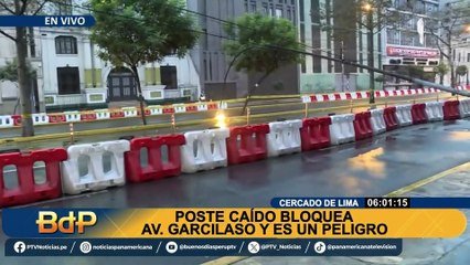 Cercado de Lima: retiran poste de luz que cayó en plena av. Garcilaso de la Vega