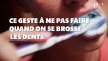 Après s’être brossé les dents, il ne faut JAMAIS se rincer la bouche et voici pourquoi