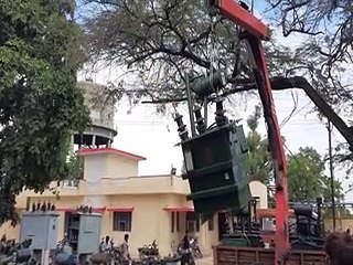 नैनवां में फिर आए 38 विद्युत ट्रांसफार्मर, लेने के लिए किसानों को कर रहे फोन-video