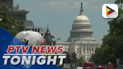 U.S. dollar on longest winning streak since 2014