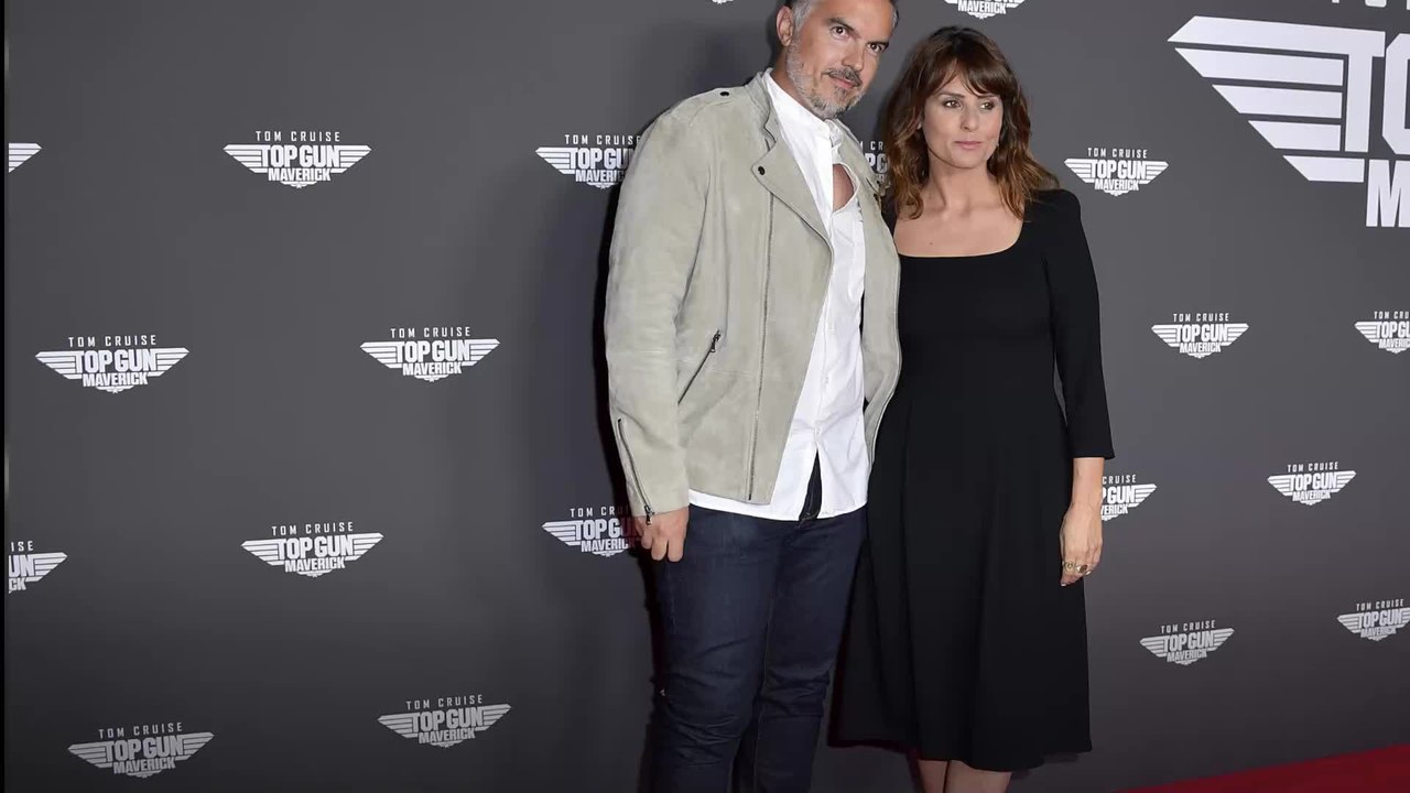 Faustine Bollaert en deuil : mort du père de son mari Maxime Chattam, un célèbre journaliste